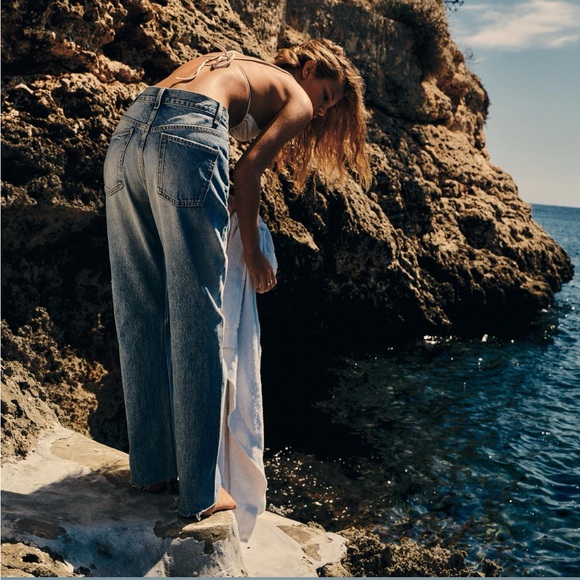 ZARA STRAIGHT LEG JEANS WITH A HIGH WAIST - Picture 3 of 8